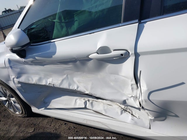 Toyota CAMRY LE 2020 4T1C11AK2LU984597 Image 19