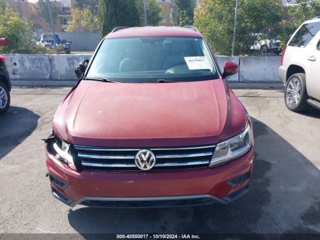 3VV3B7AX2JM214953 Volkswagen Tiguan 2.0t Se/2.0t Sel