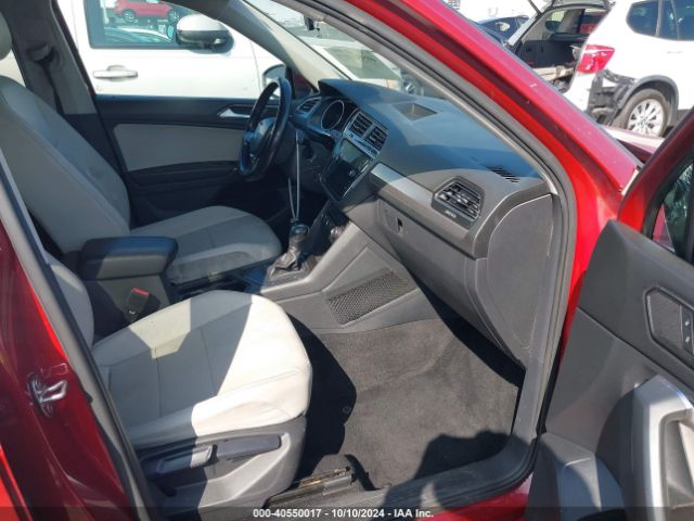 3VV3B7AX2JM214953 Volkswagen Tiguan 2.0t Se/2.0t Sel