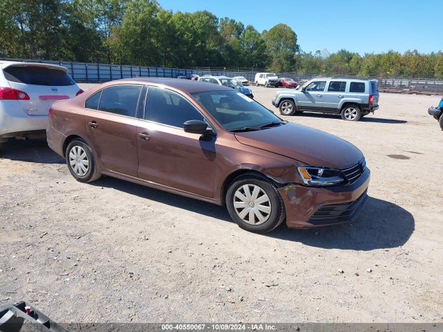 2016 3VW267AJ2GM404509 main image