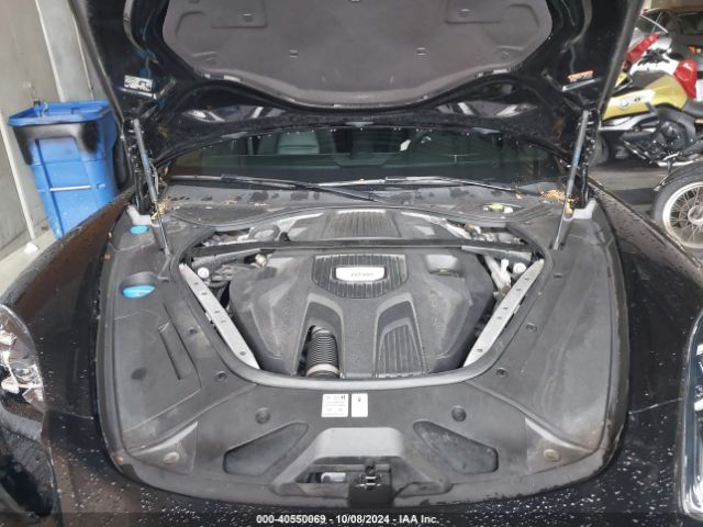 WP0AA2A75JL110714 Porsche PANAMERA 4