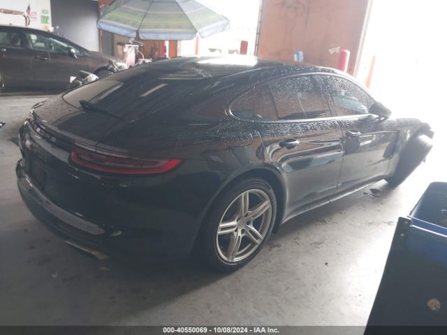 WP0AA2A75JL110714 Porsche PANAMERA 4