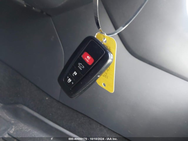 Toyota Rav4 Xle Premium 2019 2T3C1RFV2KC009123 Image 11