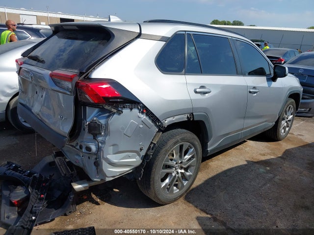 Toyota Rav4 Xle Premium 2019 2T3C1RFV2KC009123 Image 4