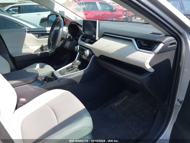 Toyota Rav4 Xle Premium 2019 2T3C1RFV2KC009123 Image 5