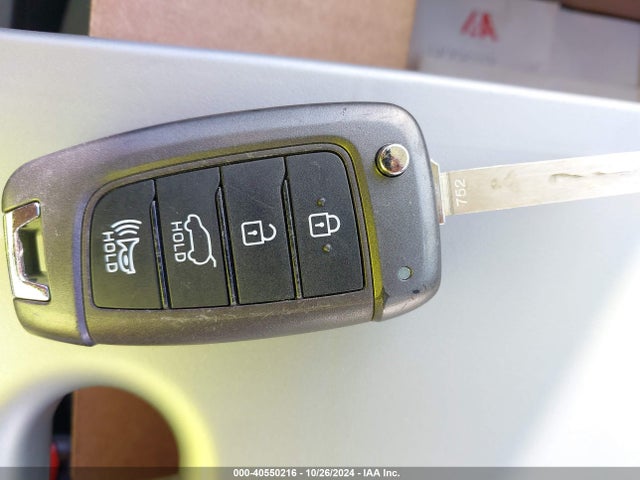 Hyundai Santa Fe Se 2019 5NMS23AD1KH090302 Image 11