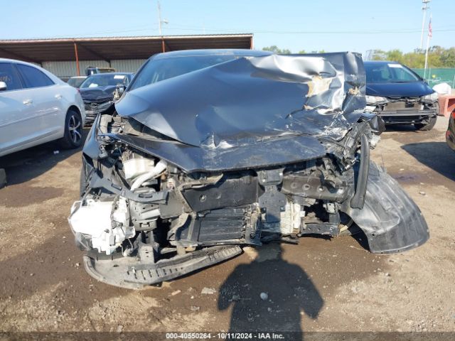 JM1BPAJM8K1134666 Mazda MAZDA3