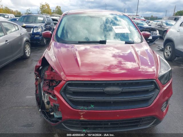1FMCU0GDXHUE57098 Ford ESCAPE SE