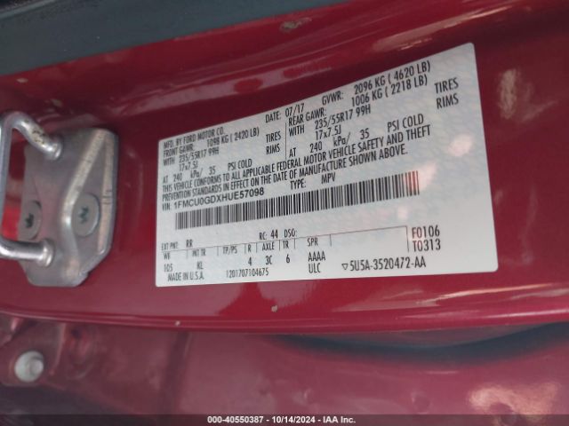 1FMCU0GDXHUE57098 Ford ESCAPE SE