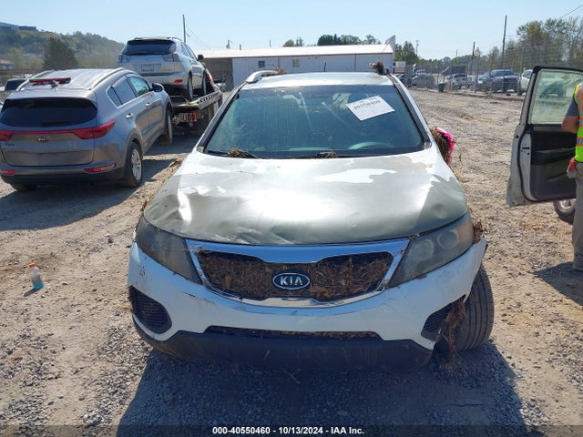 40550460 :رقم المزاد ، 5XYKTDA23BG177503 vin ، 2011 Kia Sorento Lx مزاد بيع