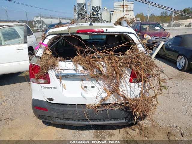 40550460 :رقم المزاد ، 5XYKTDA23BG177503 vin ، 2011 Kia Sorento Lx مزاد بيع