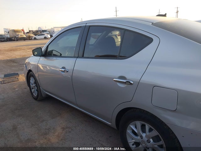 Nissan Versa 1.6 Sv 2019 3N1CN7AP8KL831855 Image 14