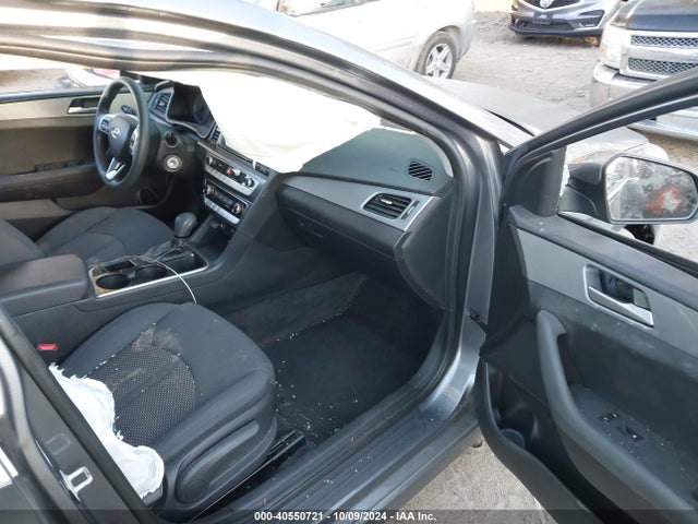 Hyundai SONATA SE 2019 5NPE24AF3KH743946 Image 5