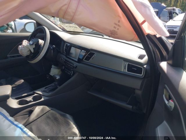 KNDCB3LC2H5041775 KIA NIRO LX