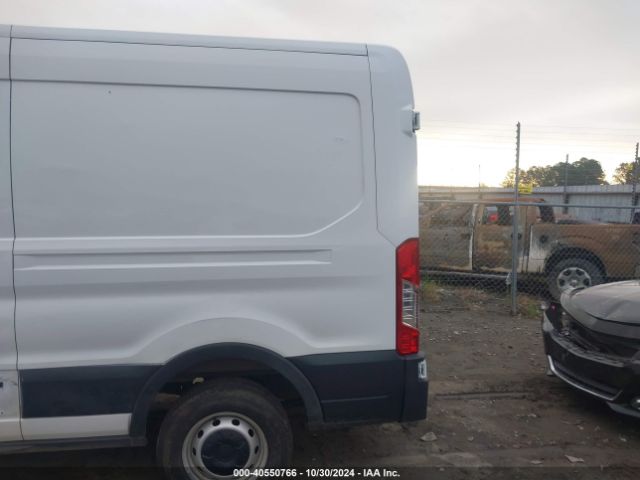 1FTBR1C82NKA70567 Ford Transit-250 Cargo Van