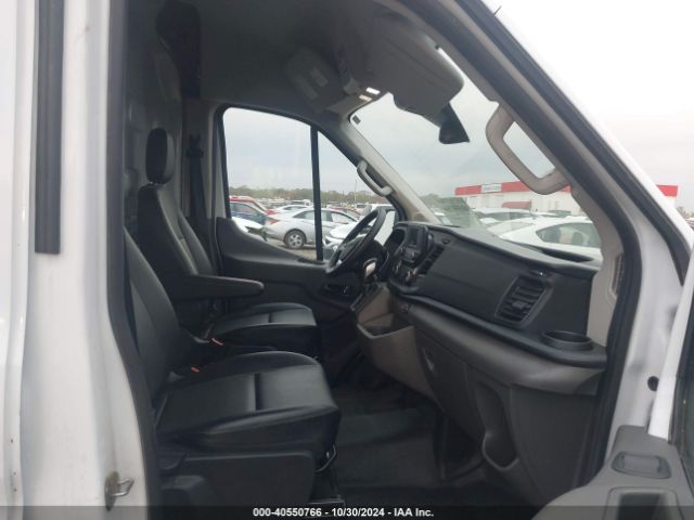 1FTBR1C82NKA70567 Ford Transit-250 Cargo Van