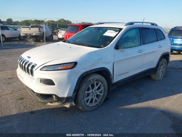 1C4PJMCB8HW625366 Jeep Cherokee Latitude 4x4