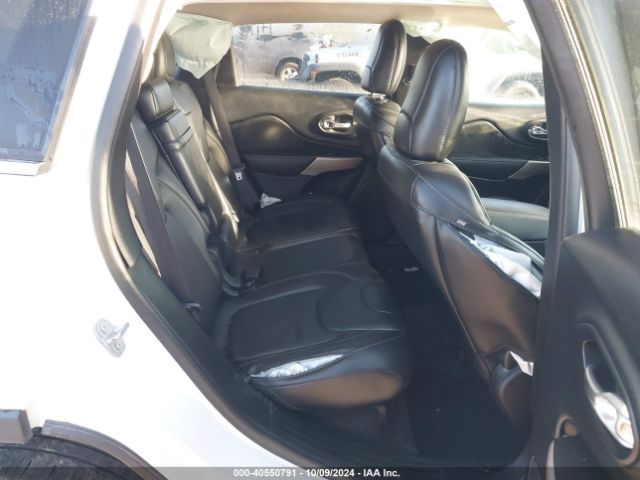 1C4PJMCB8HW625366 Jeep Cherokee Latitude 4x4