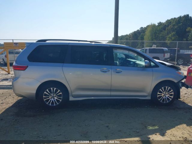 5TDYZ3DCXKS987964 Toyota Sienna Xle 8 Passenger