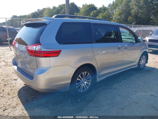 5TDYZ3DCXKS987964 Toyota Sienna Xle 8 Passenger