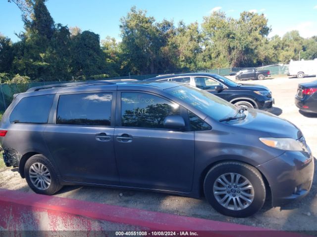 5TDYK3DCXFS551710 Toyota Sienna Xle 8 Passenger
