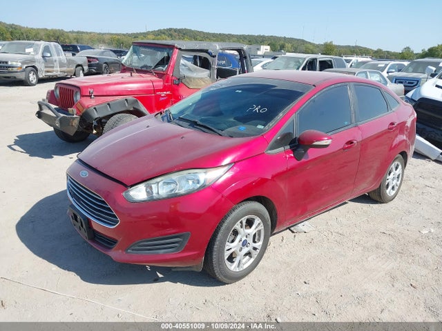 Ford FIESTA SE 2014 3FADP4BJ5EM100499 Image 2