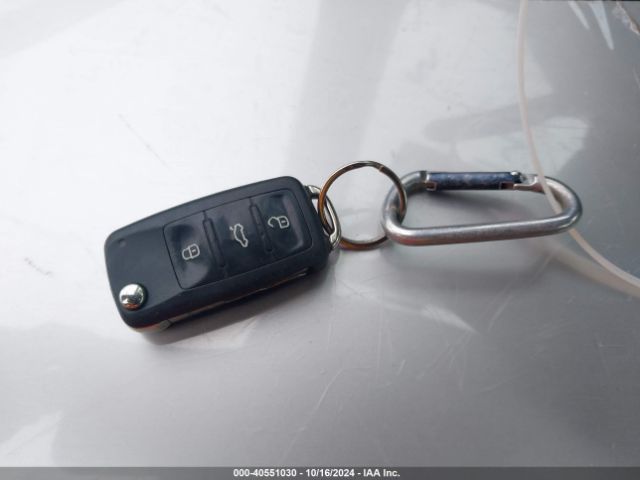 1VWBN7A35EC069345 Volkswagen Passat 2.0l Tdi Se
