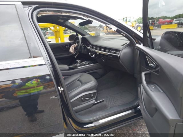 WA1LAAF79HD025935 Audi Q7 3.0t Premium