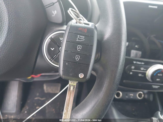 KIA SOUL + 2018 KNDJP3A5XJ7582497 Image 11