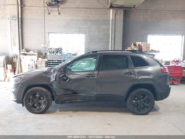 1C4PJMLB6KD490018 Jeep Cherokee Altitude 4x4