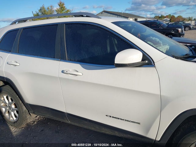 1C4PJMCS7HW530202 Jeep Cherokee Latitude 4x4