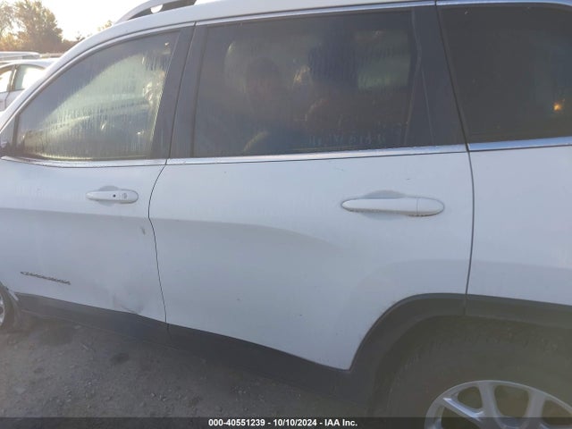 1C4PJMCS7HW530202 Jeep Cherokee Latitude 4x4