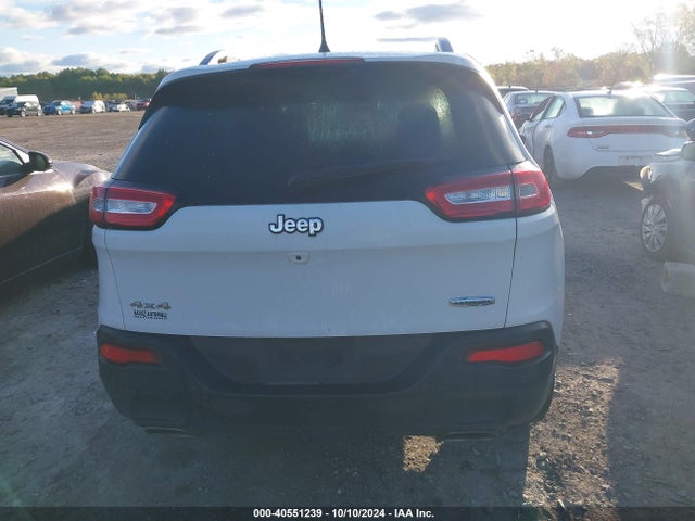 1C4PJMCS7HW530202 Jeep Cherokee Latitude 4x4