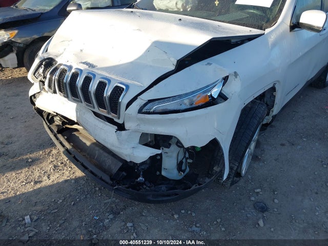 1C4PJMCS7HW530202 Jeep Cherokee Latitude 4x4