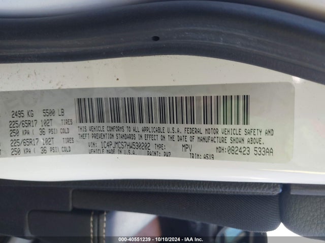 1C4PJMCS7HW530202 Jeep Cherokee Latitude 4x4