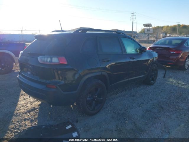 1C4PJMLB8KD322400 Jeep Cherokee Altitude 4x4