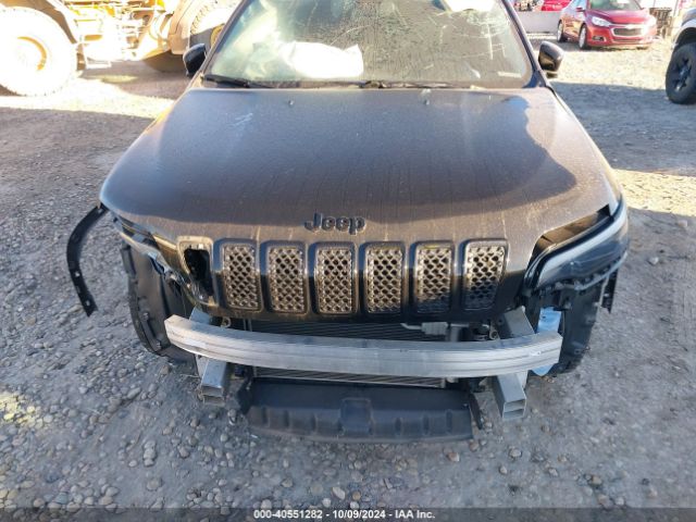 1C4PJMLB8KD322400 Jeep Cherokee Altitude 4x4
