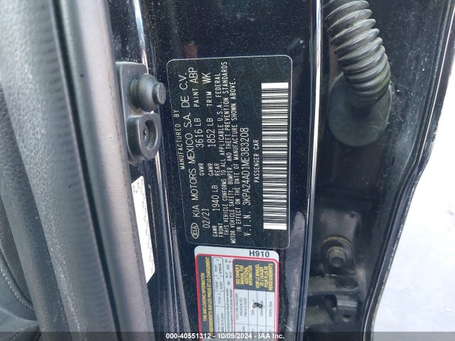 KIA RIO LX 2021 3KPA24AD1ME383208 Image 9