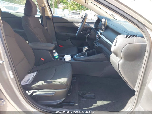KIA Forte Lxs 2024 3KPF24AD0RE761452 Image 5