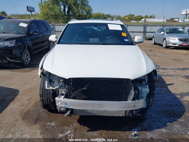 WA1BCCFS9JR012505 Audi Q3 2.0t Premium/2.0t Sport Premium