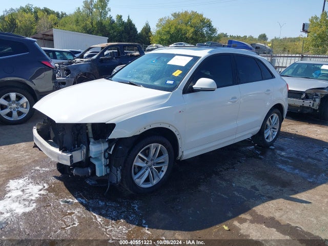 WA1BCCFS9JR012505 Audi Q3 2.0t Premium/2.0t Sport Premium