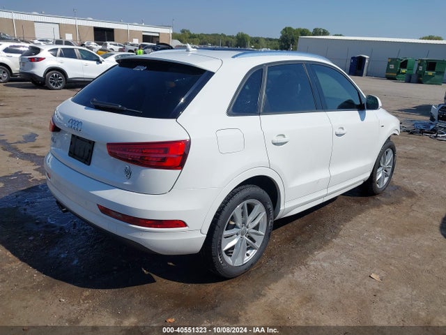 WA1BCCFS9JR012505 Audi Q3 2.0t Premium/2.0t Sport Premium