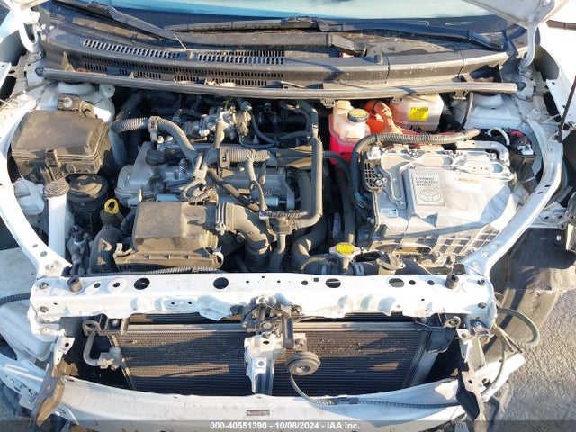 Toyota Prius C Two 2015 JTDKDTB31F1584899 Image 10