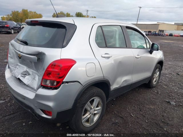 KL7CJNSB3JB718442 Chevrolet TRAX LS
