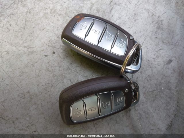 KM8J33A4XKU049647 Hyundai Tucson Value
