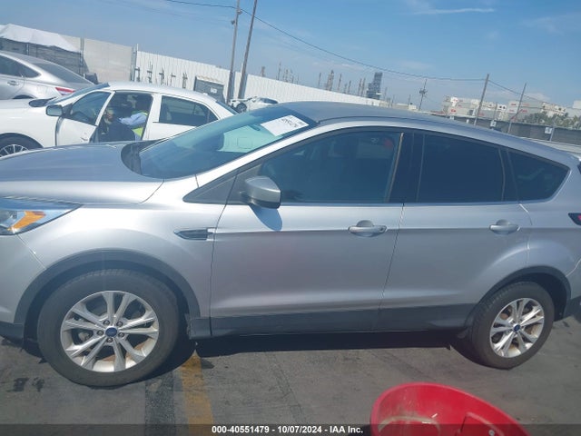 Ford ESCAPE SE 2017 1FMCU0GD9HUE39823 Image 6