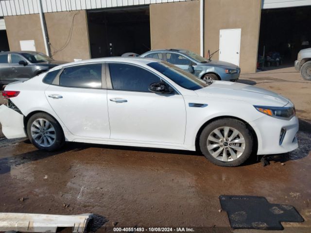 5XXGT4L30JG216160 KIA Optima S