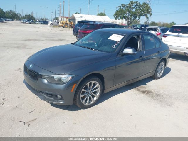 WBA8A9C57HK619798 BMW 320i
