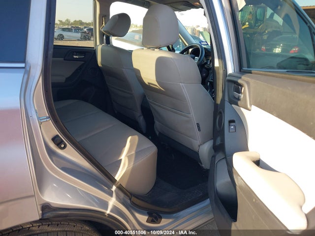 Subaru Forester 2.5i Limited 2015 JF2SJAKC5FH511900 Image 8