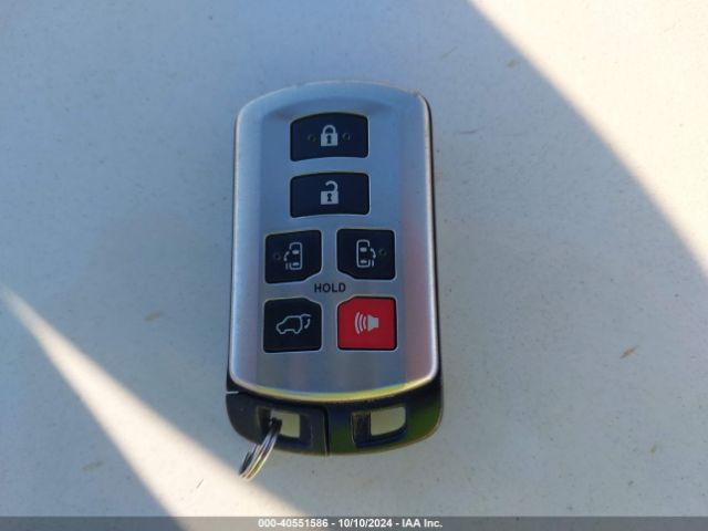 5TDYZ3DC6HS900442 Toyota Sienna Limited Premium 7 Passenger